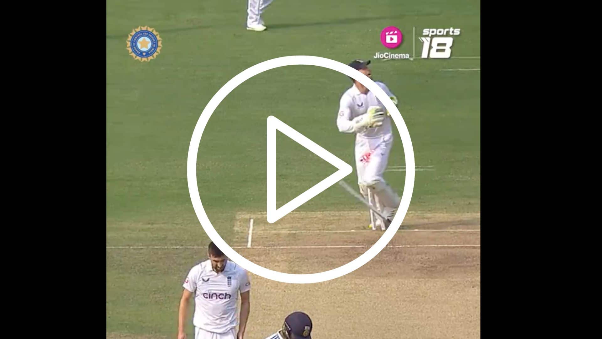 [Watch] Ben Foakes Knocks Over Stumps and Tumbles In Comical Fielding Mishap